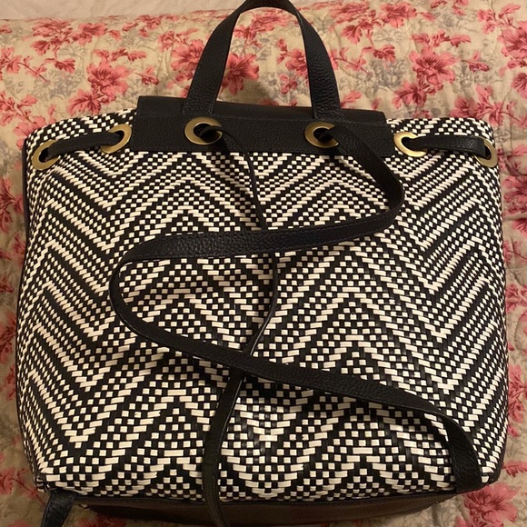 NWT black and white Michael Kors backpack - Picture 2 of 5